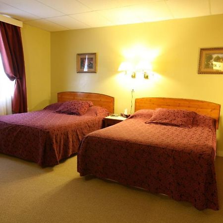 Villa Maria Country Inn Acheson Экстерьер фото