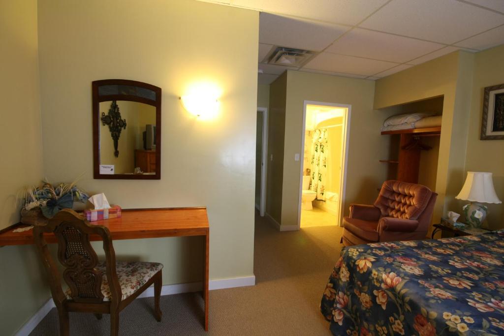 Villa Maria Country Inn Acheson Экстерьер фото