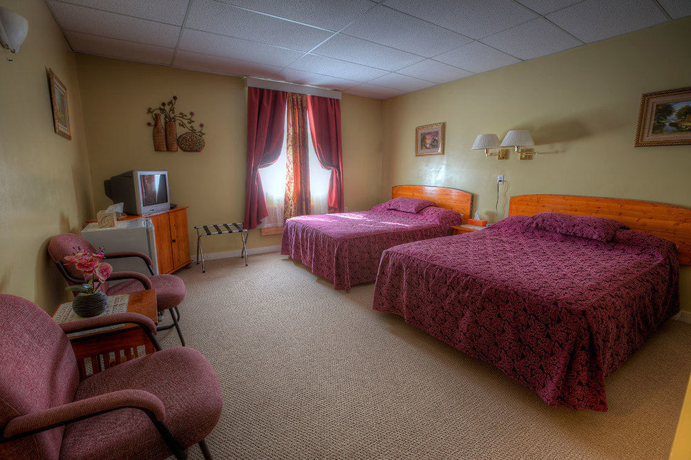 Villa Maria Country Inn Acheson Экстерьер фото