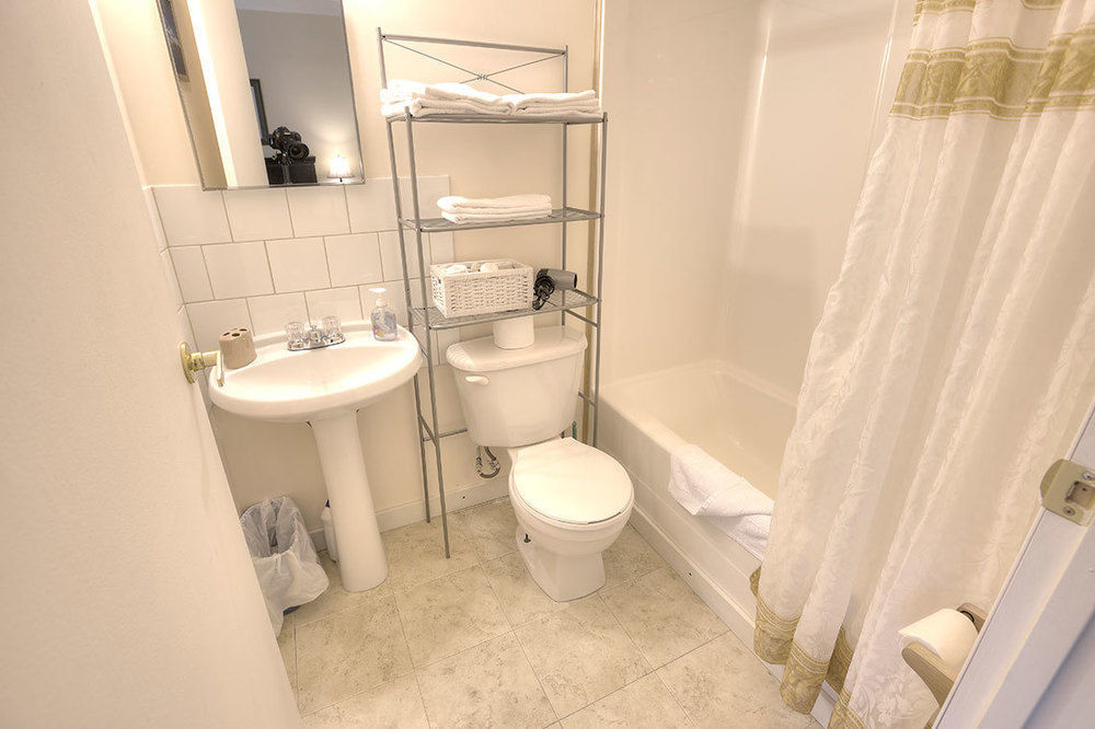 Villa Maria Country Inn Acheson Экстерьер фото