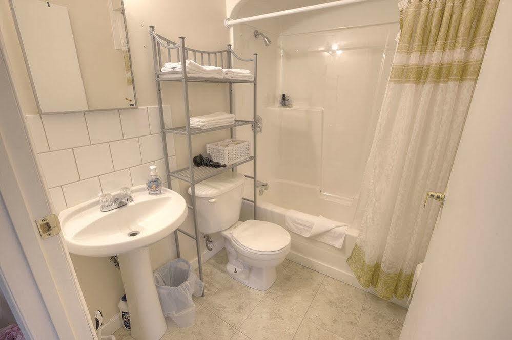 Villa Maria Country Inn Acheson Экстерьер фото
